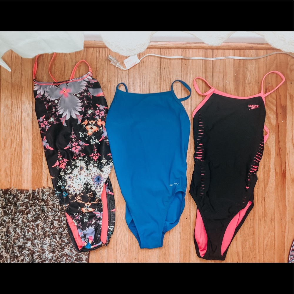 3 suits! (Speedo, Dolfin, Speedo)